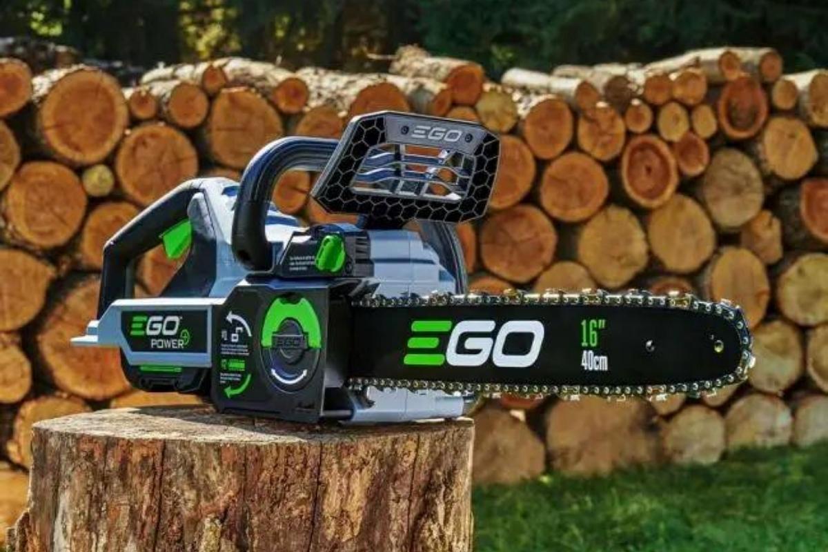 Electric Vs Gas Chainsaws