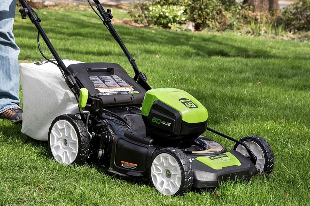 How Do Gas Mowers Compare To Electric Lawn Mowers